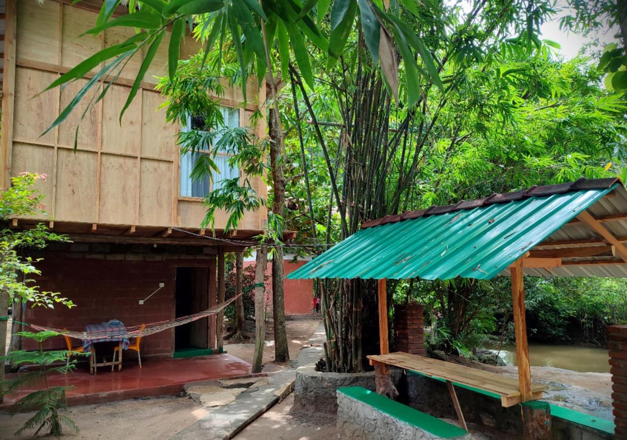 Sigiriya River Side Villa Eksteriør billede