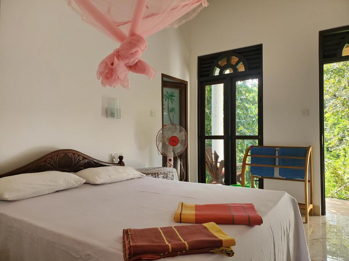 Sigiriya River Side Villa Eksteriør billede